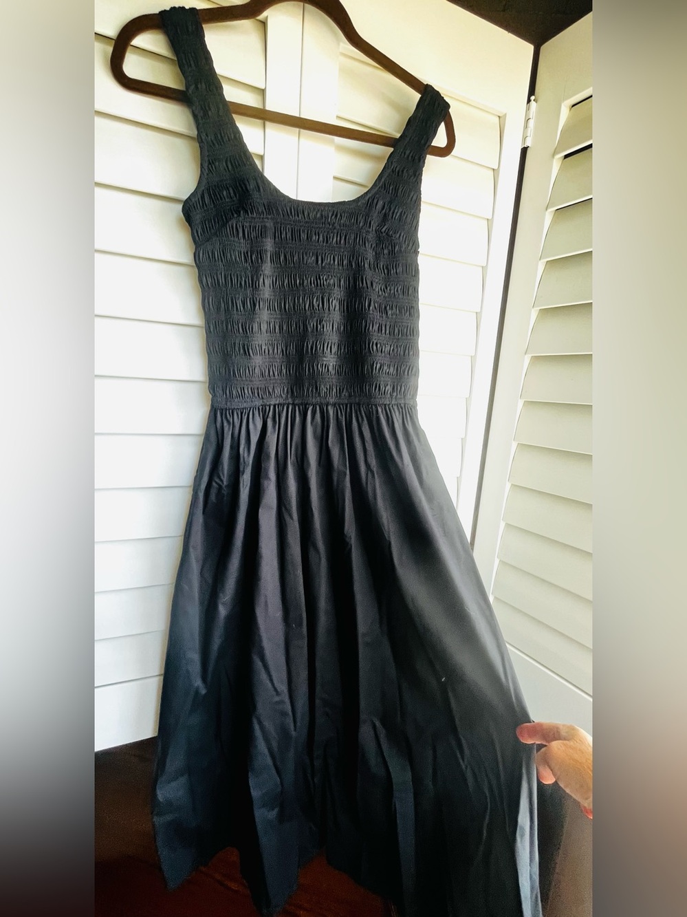 Sincerely Jules Black Sleveless Smocked Bodice Maxi Dress S
